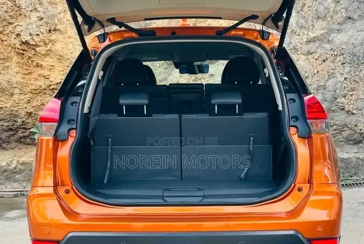 Nissan X-Trail 2019 Gold