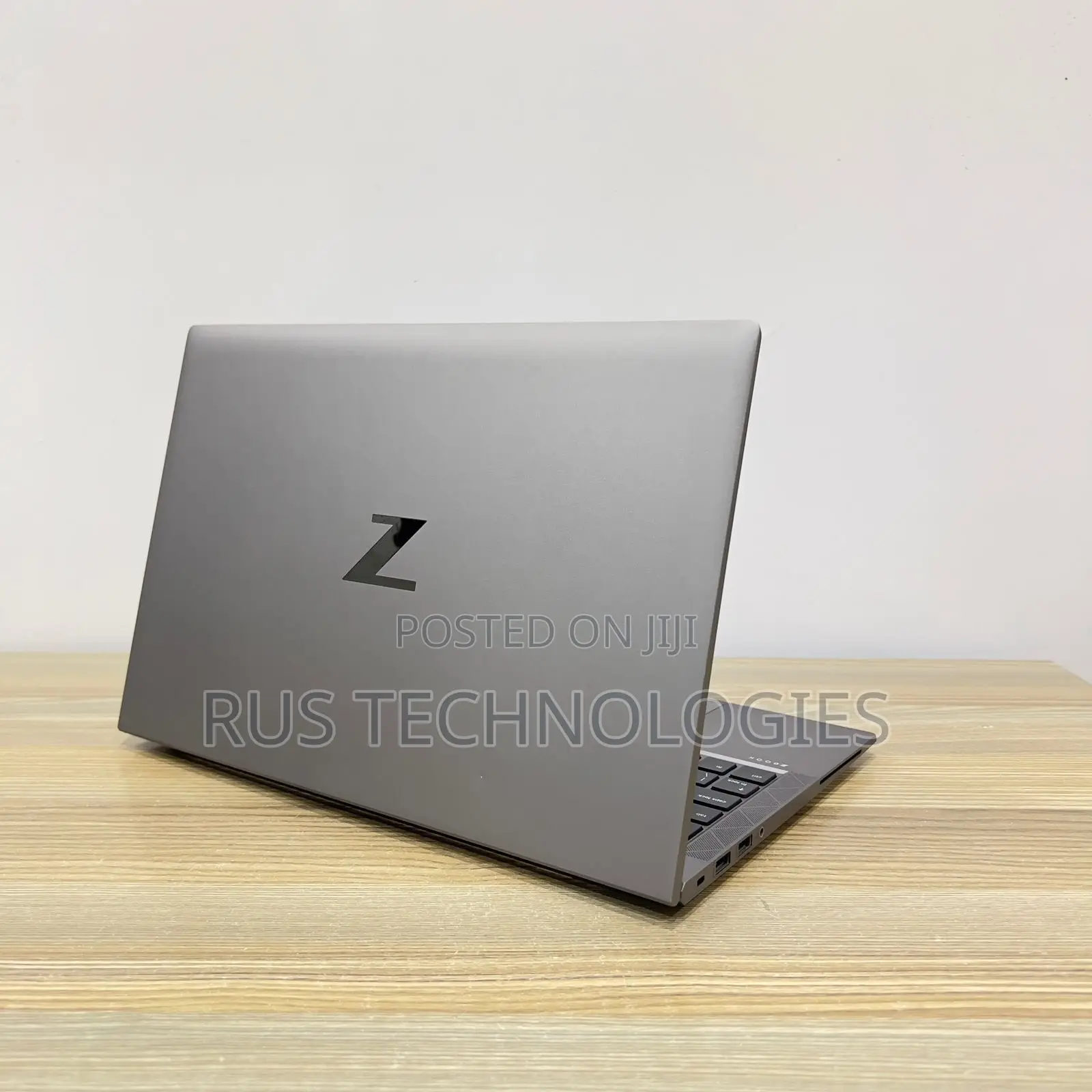 Laptop HP ZBook Firefly 14 G7 8GB Intel Core i5 SSD 256GB