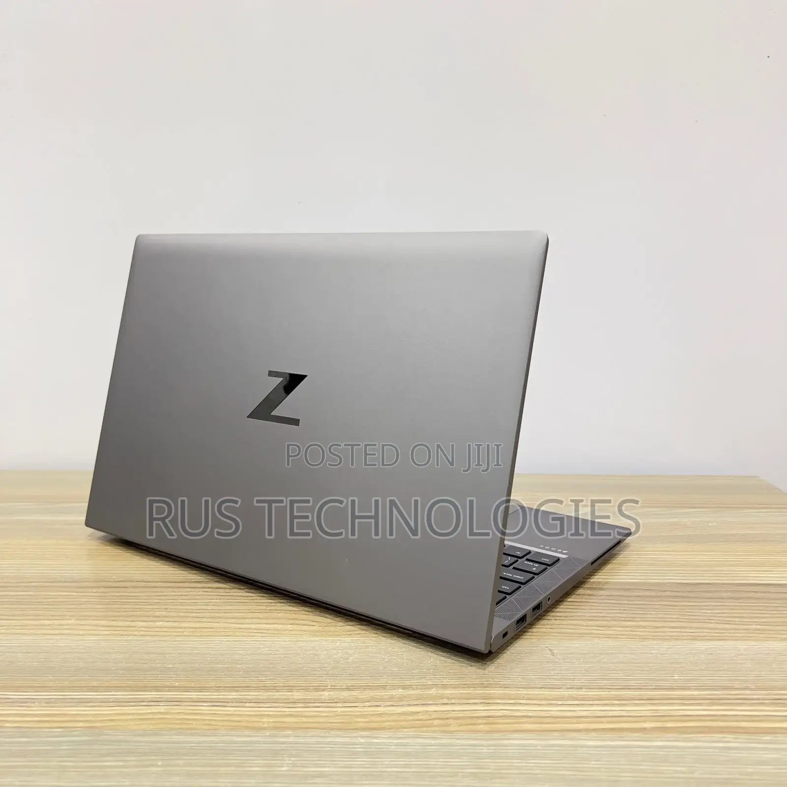 Laptop HP ZBook Firefly 14 G7 8GB Intel Core i5 SSD 256GB