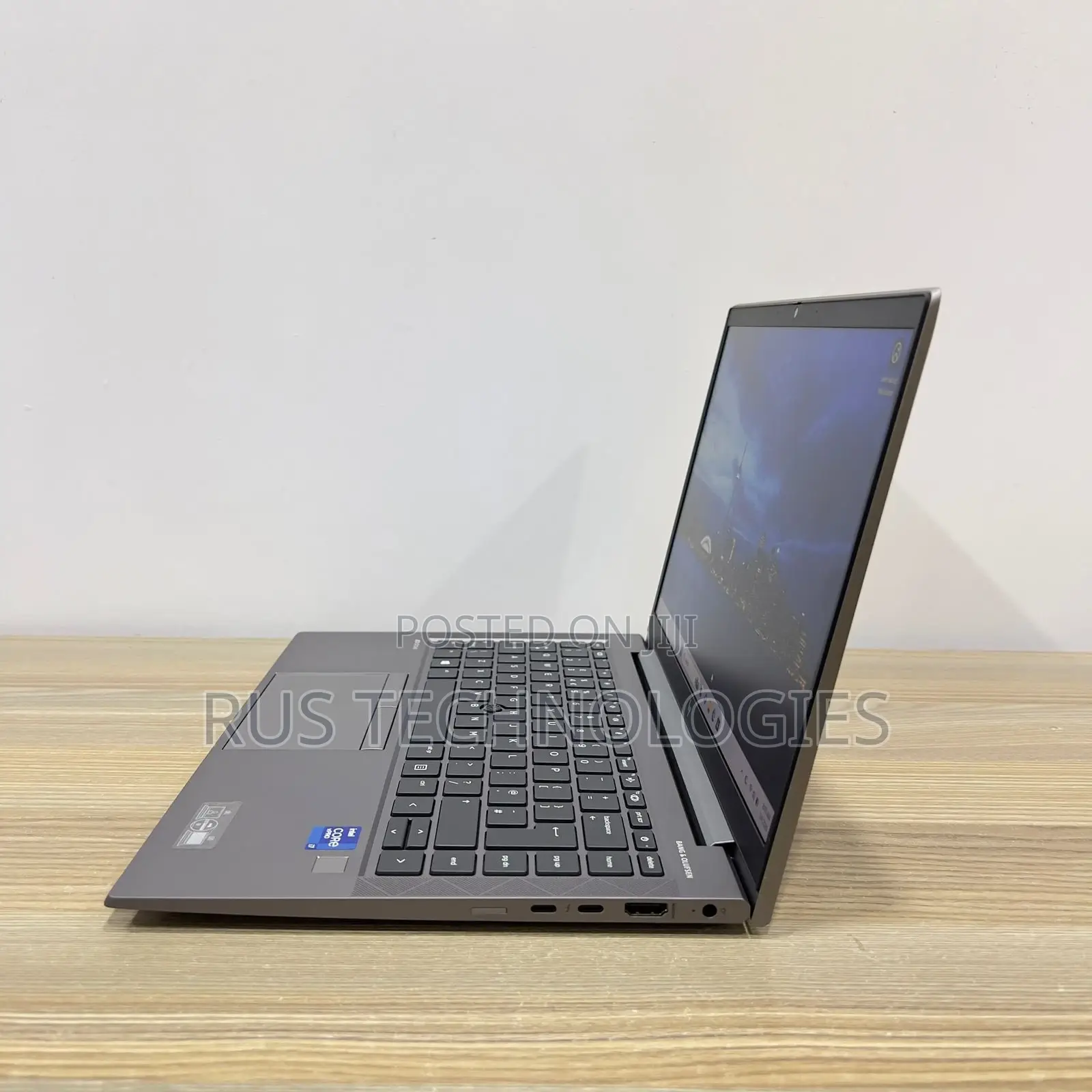Laptop HP ZBook Firefly 14 G7 8GB Intel Core i5 SSD 256GB