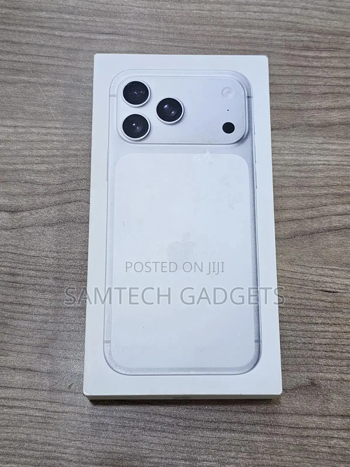 New Apple iPhone 17 Pro Max 256 GB Silver