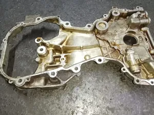 Qr25 Oil Pump/Timing Cover