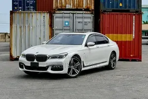 BMW 740 2019 Off white