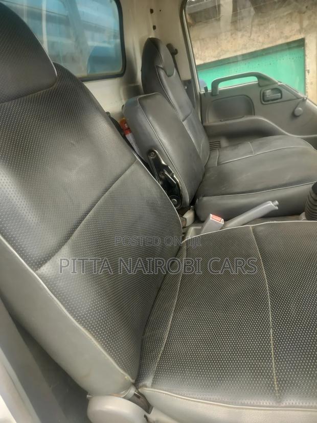Isuzu NPR Local - thumbnail 6
