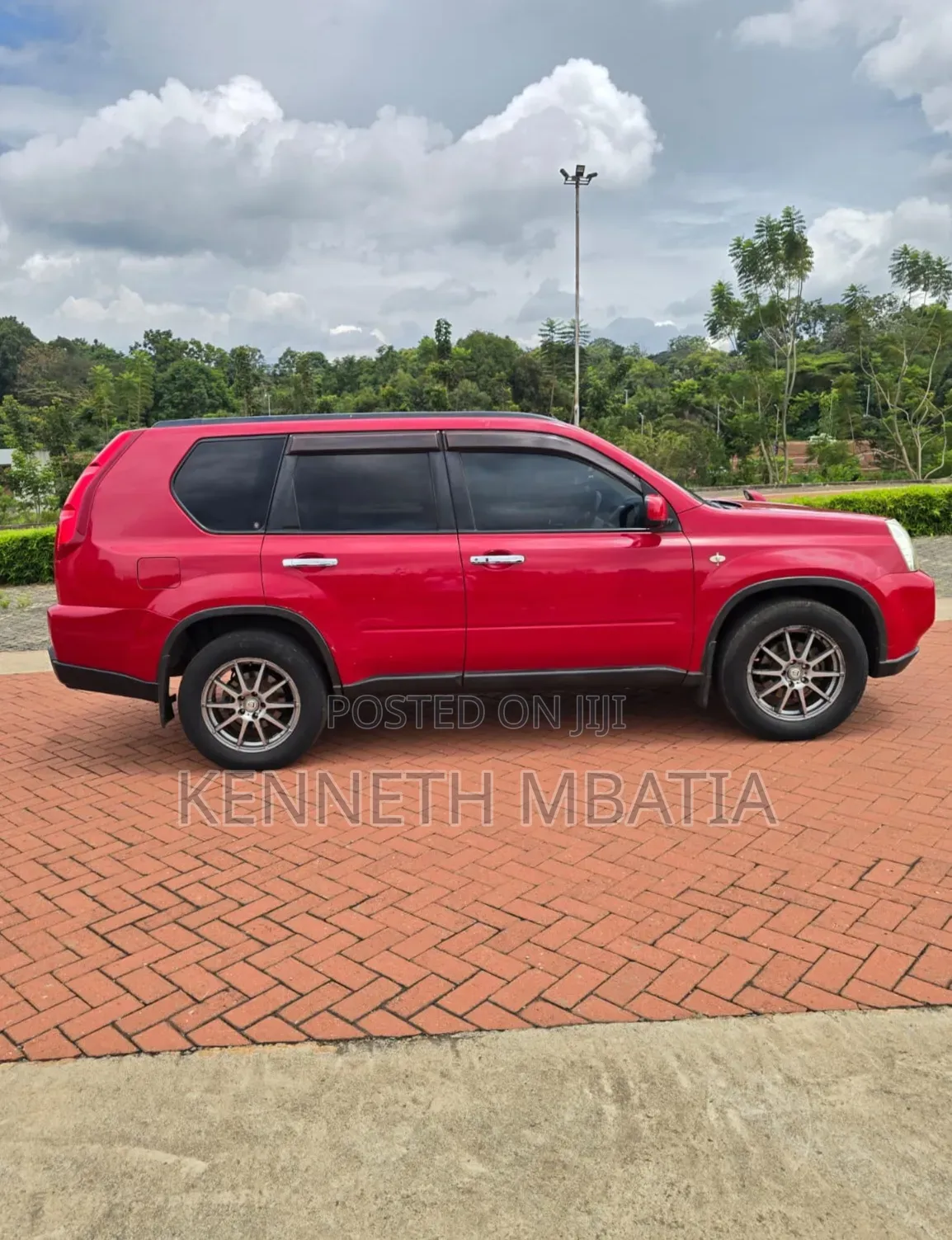 Nissan X-Trail 2010 Red