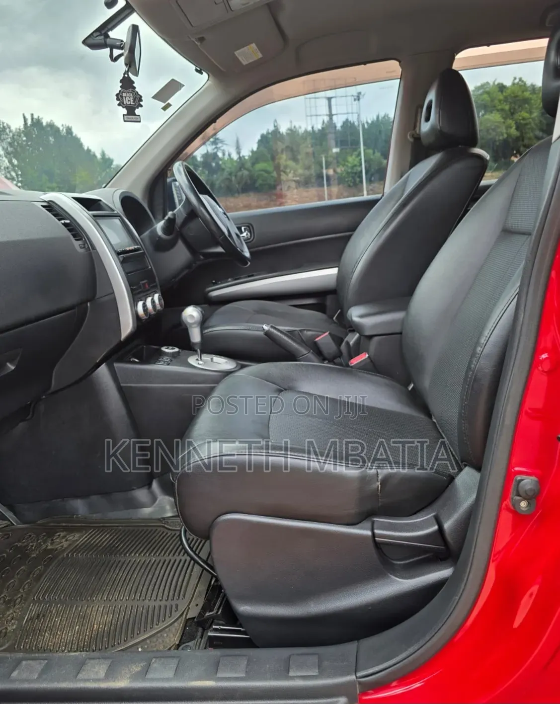 Nissan X-Trail 2010 Red