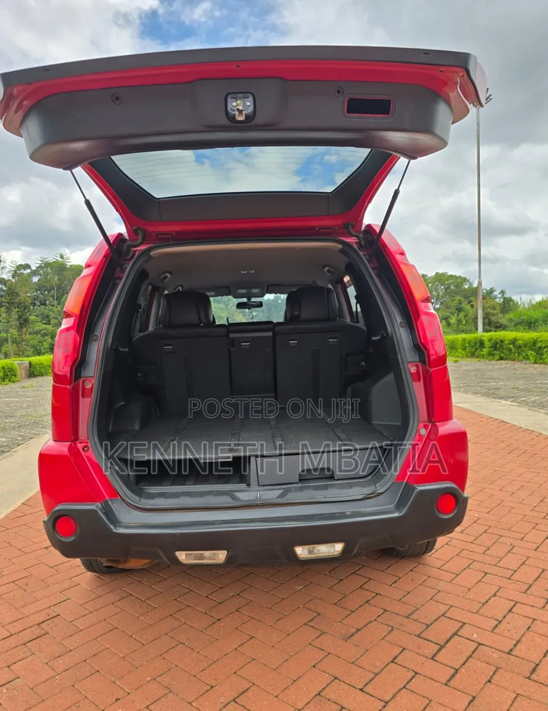 Nissan X-Trail 2010 Red