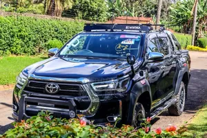 Toyota Hilux 2021 Black