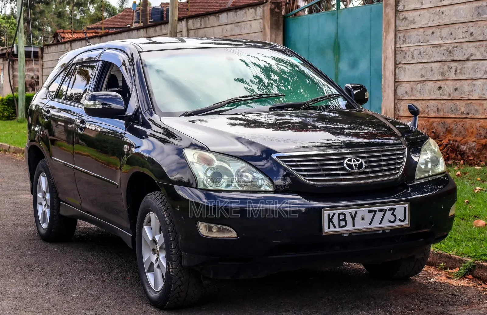 Toyota Harrier 2.4 2007 Black