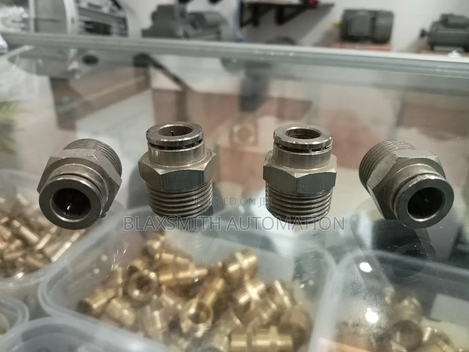 Pu Metal Straight Connector