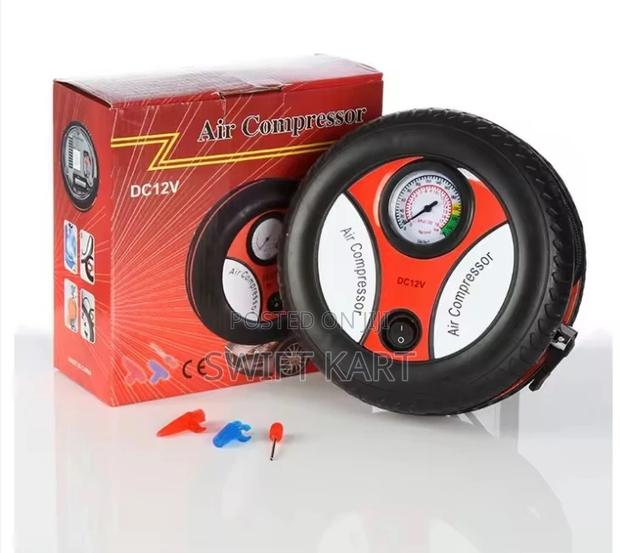 260psi 12v Air Pump Compressor for Car Tyres With Built-in Gauge