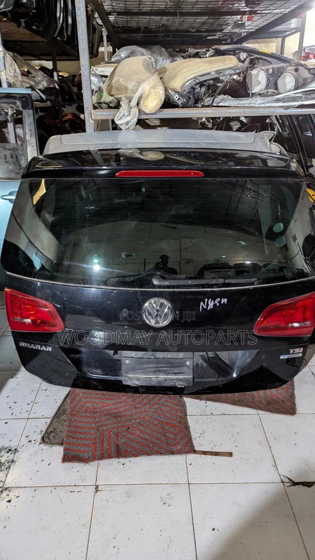 Volkswagen Sharan Boot - main view