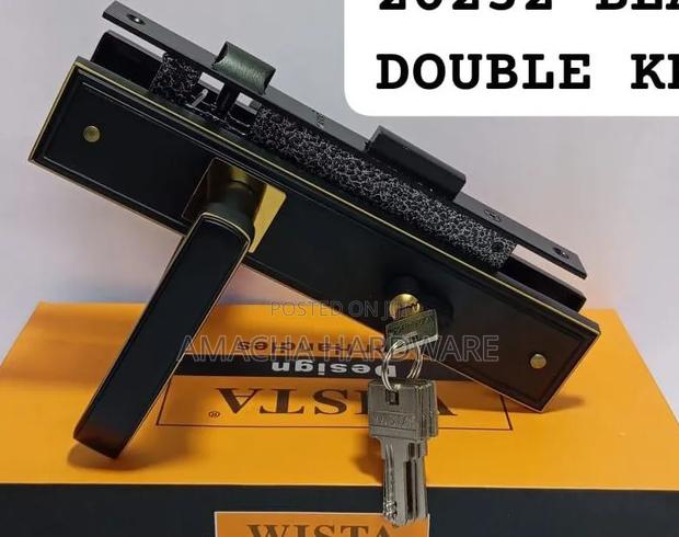 Black Double Key Wista Lock - main view