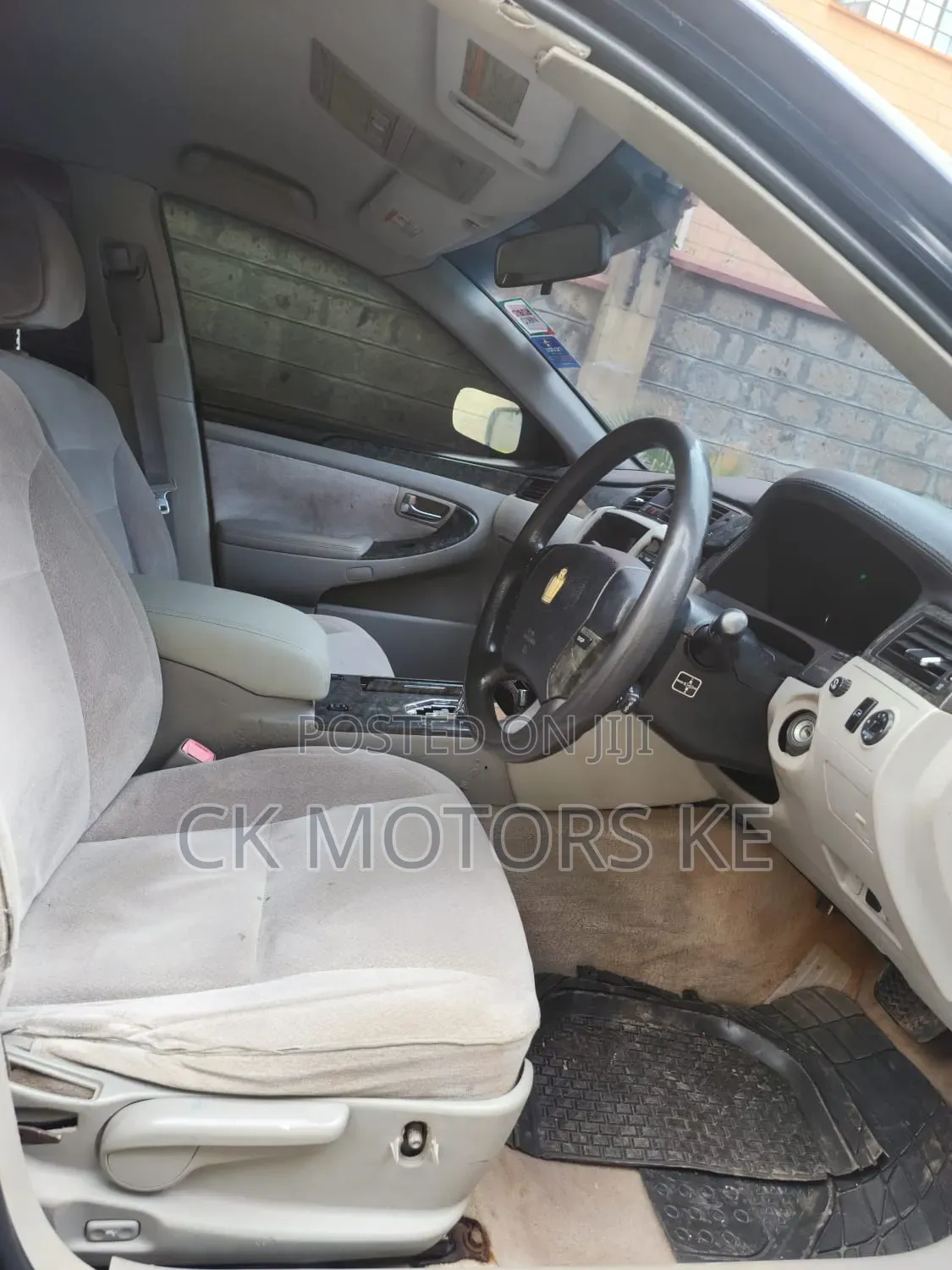 Toyota Crown 2006 Blue
