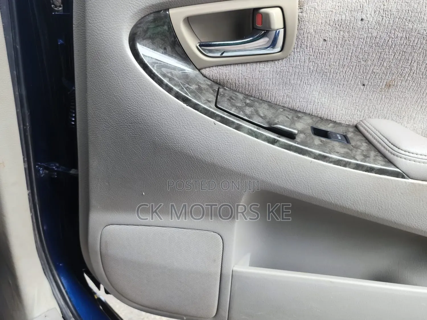 Toyota Crown 2006 Blue