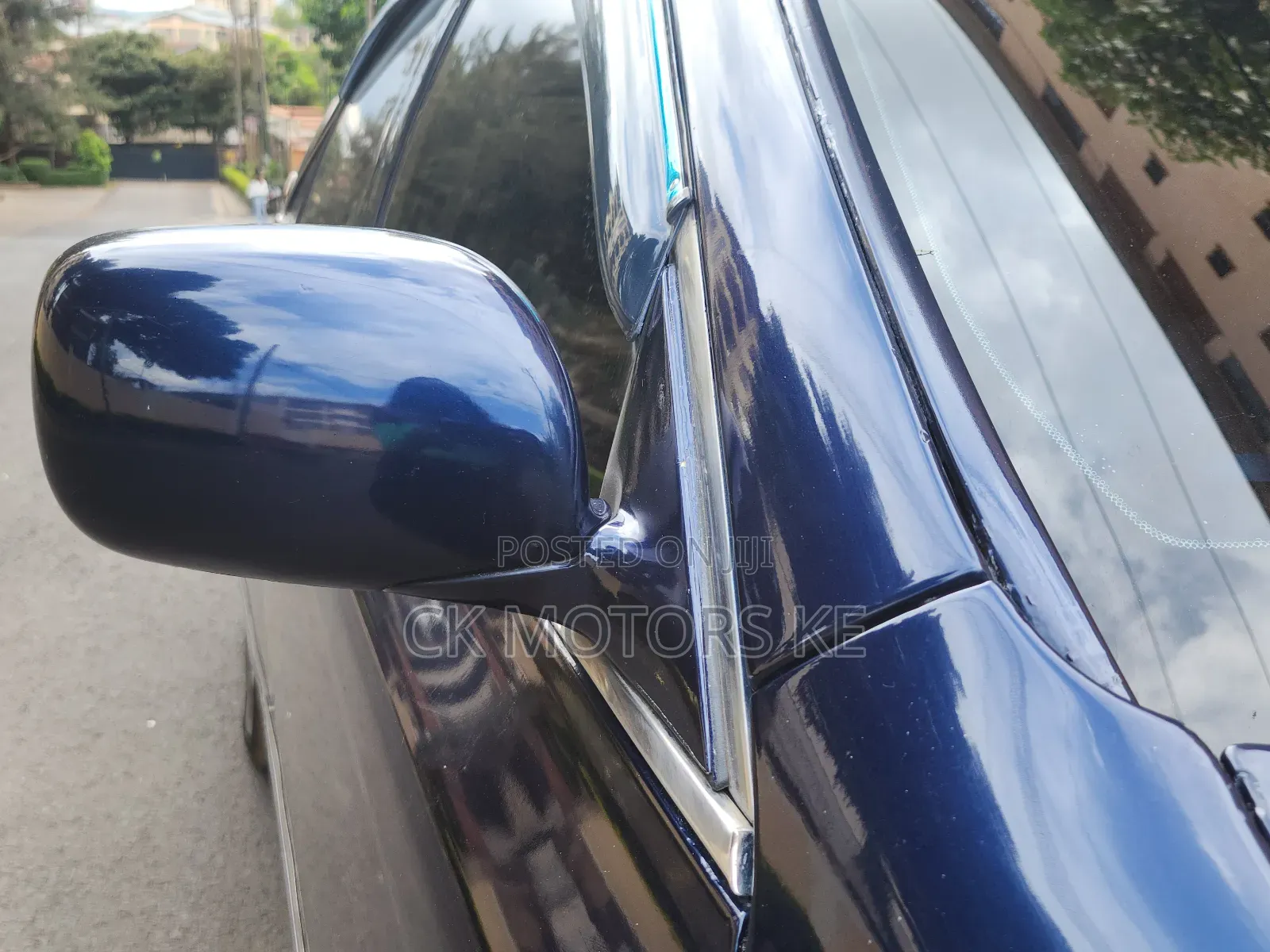 Toyota Crown 2006 Blue
