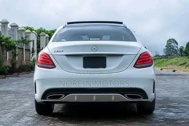Mercedes-Benz C200 2017 White