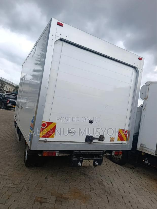 Truck and Lorry - thumbnail 8