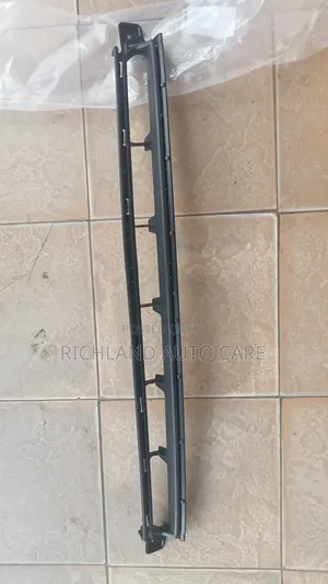 Lower Bumper Grille Suzuki Swift Year 2017