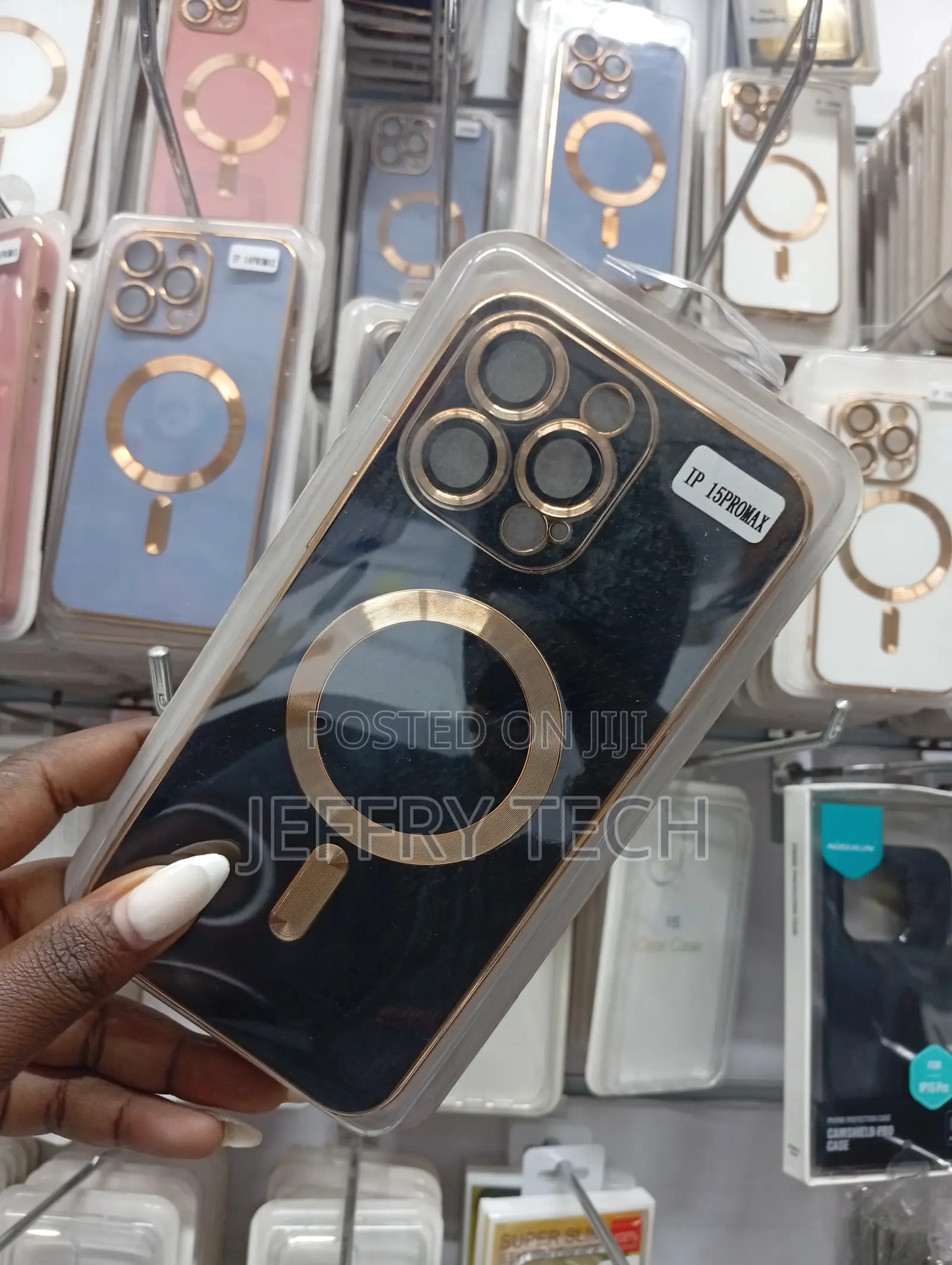 iPhone 15 Pro Max Black and Gold Electroplated Magnetic Case