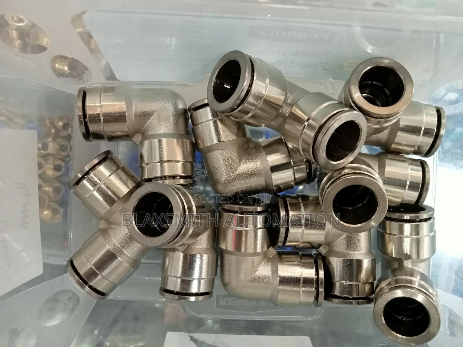 Pneumatic Metallic Elbow Connector