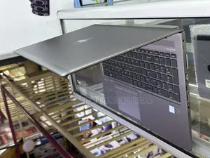 Laptop HP ZBook 15u G5 16GB Intel Core i7 SSD 512GB