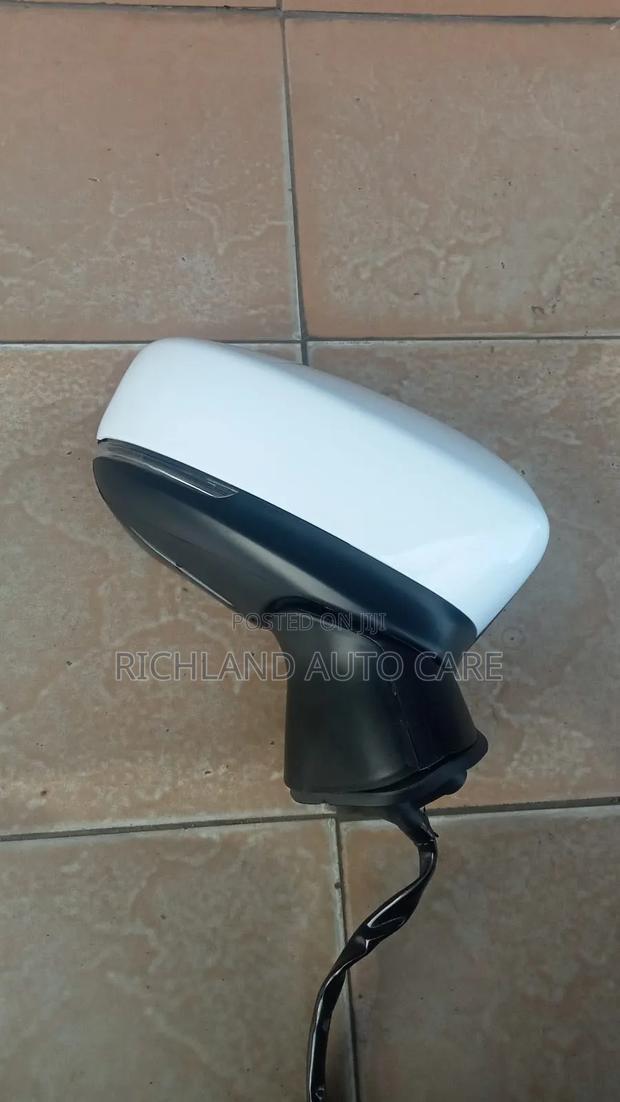 Side Mirrors Mazda Axela 2017 - thumbnail 3