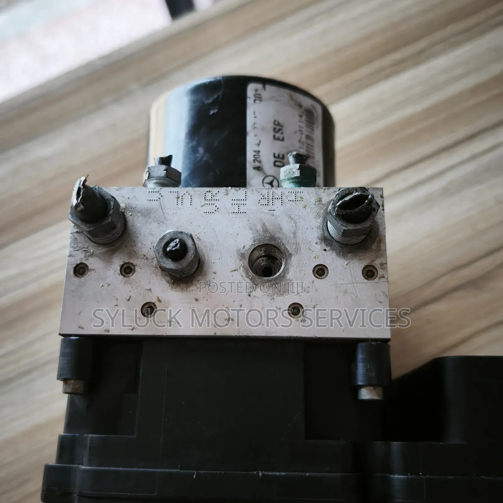 Benz W204 Abs Pump