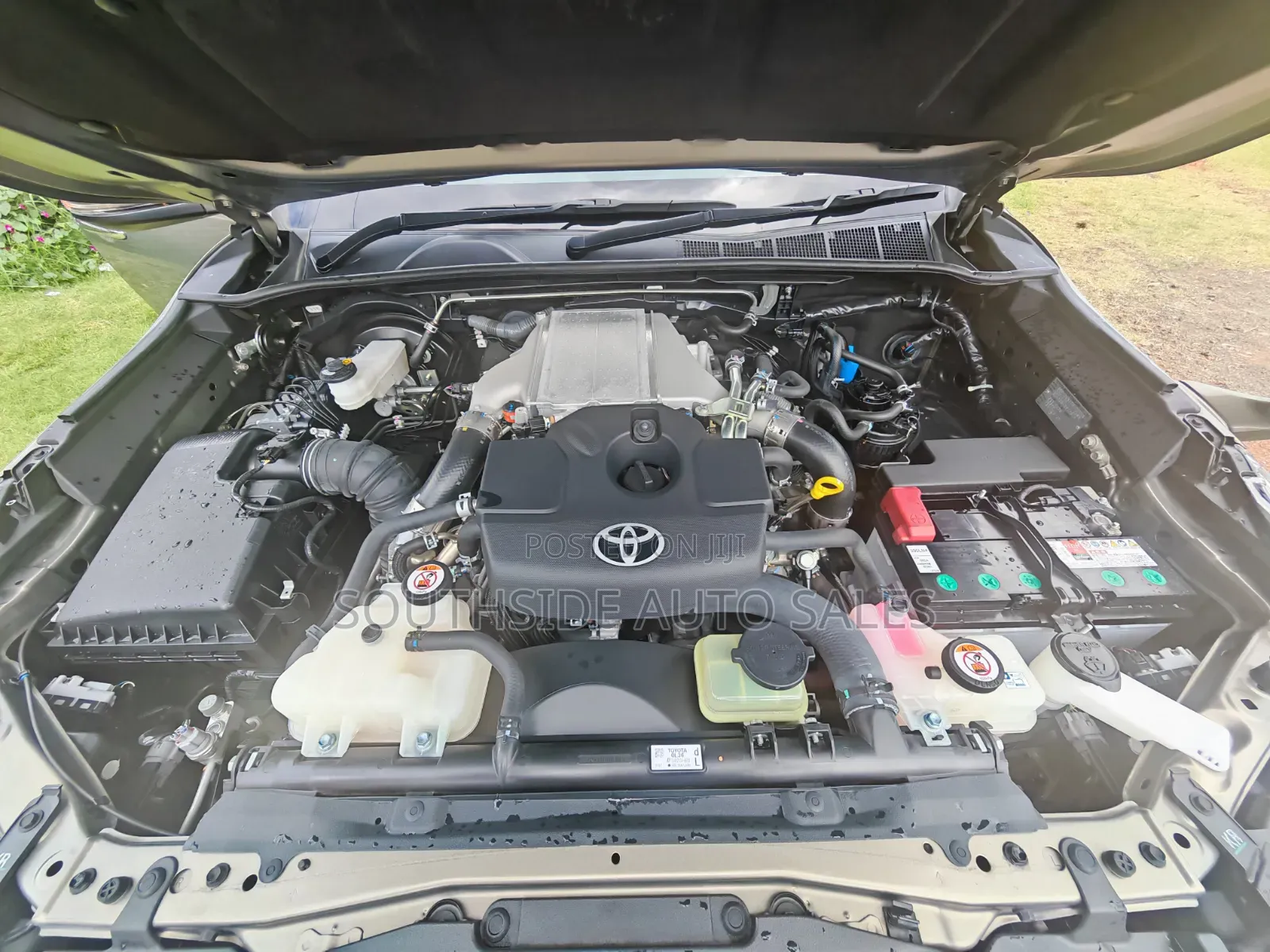 Toyota Hilux 2.8 Diesel 2020 Brown
