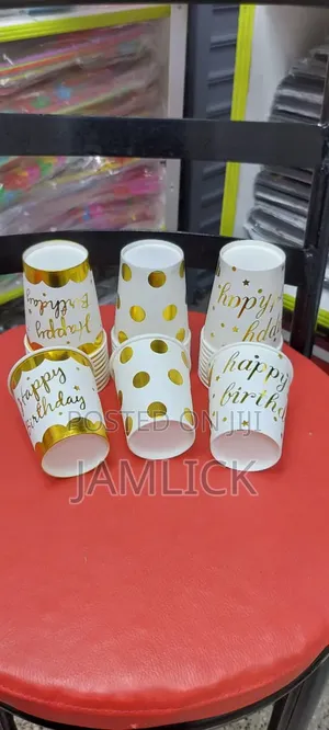 Happy Birthday Party Cups - Km