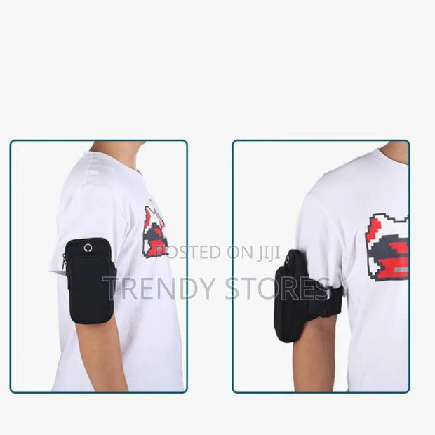 Arm Band Phone Holder - thumbnail 2