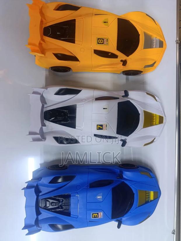 Big Saloon Car Toy - Kb