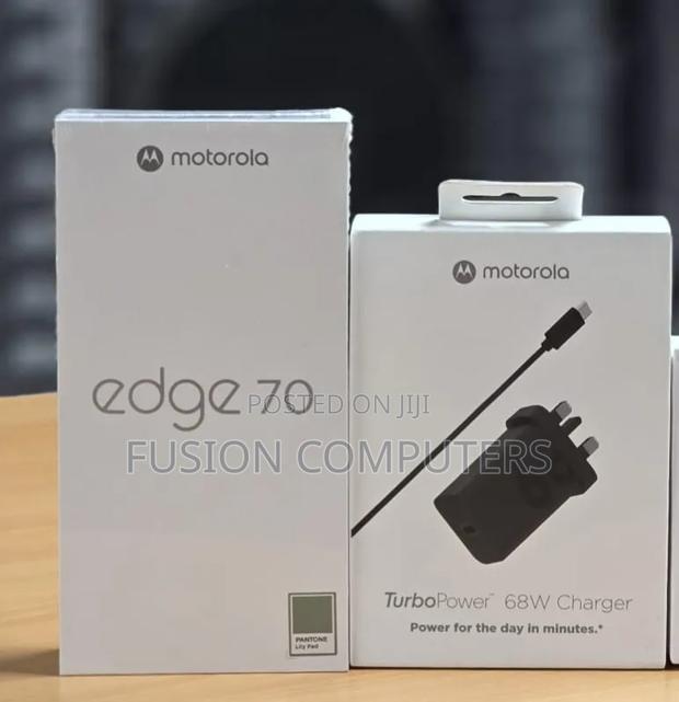 New Motorola Edge 70 5G 512 GB Black