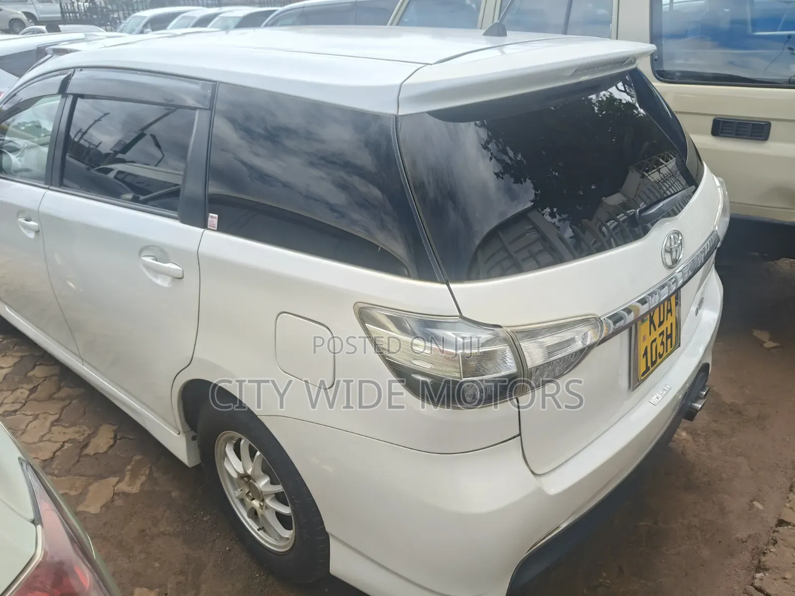Toyota Wish 2014 White