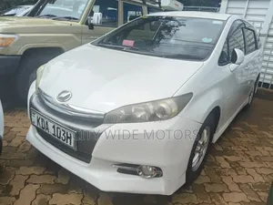 Toyota Wish 2014 White
