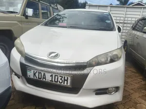 Toyota Wish 2014 White