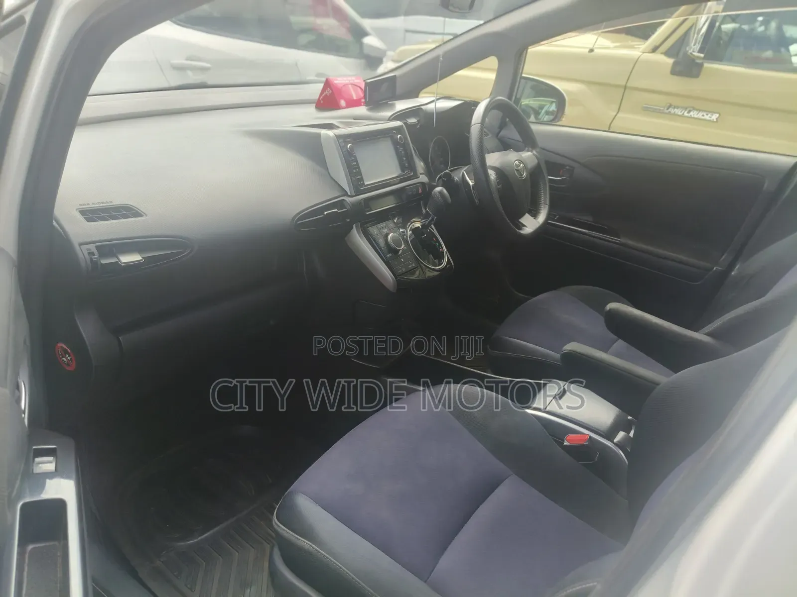 Toyota Wish 2014 White