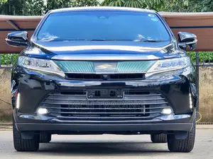 Toyota Harrier 2.0 2019