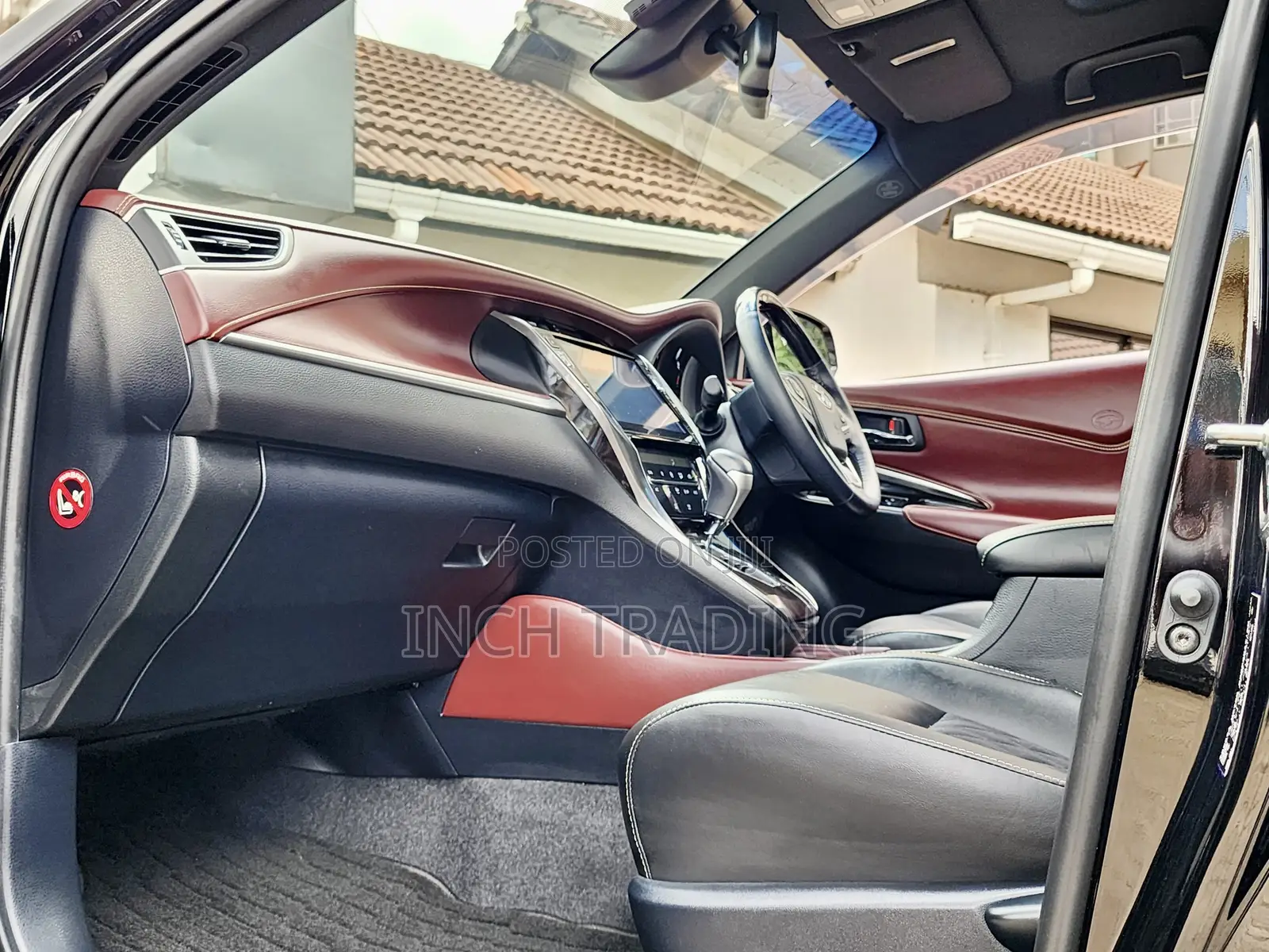 Toyota Harrier 2.0 2019