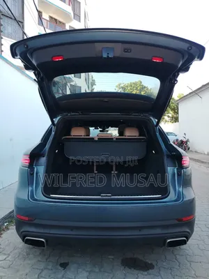 Porsche Cayenne 2020 Blue