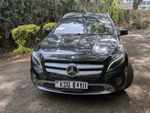 Mercedes-Benz GLA-Class 2017 Black
