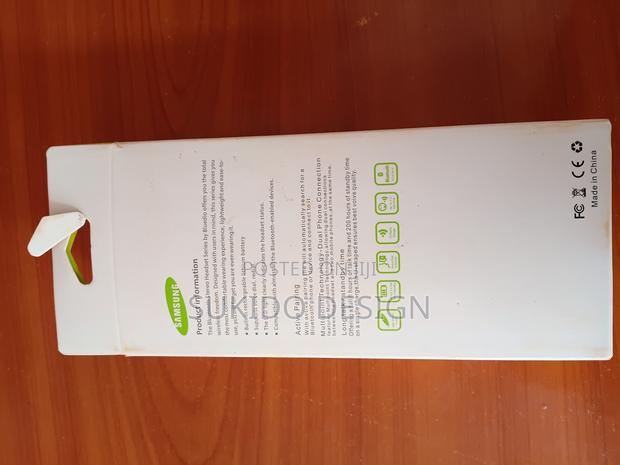 Samsung Headsets - main view