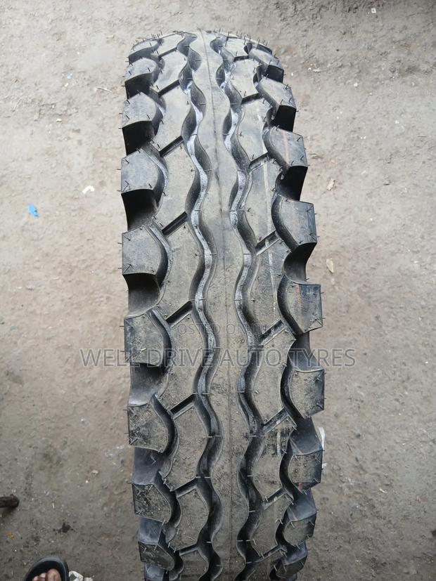 7.50-16 MRF Tyres M77 - main view