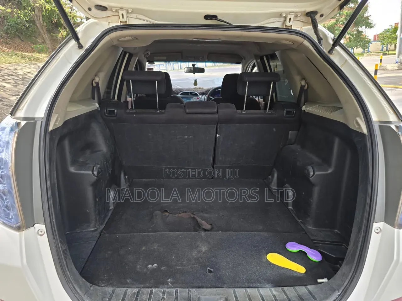 Honda Fit Shuttle 1.5 2WD 2012 White