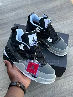 Quality Casual Leather Designer Unisex Jordan 4 Airmax Sneakers Shoes