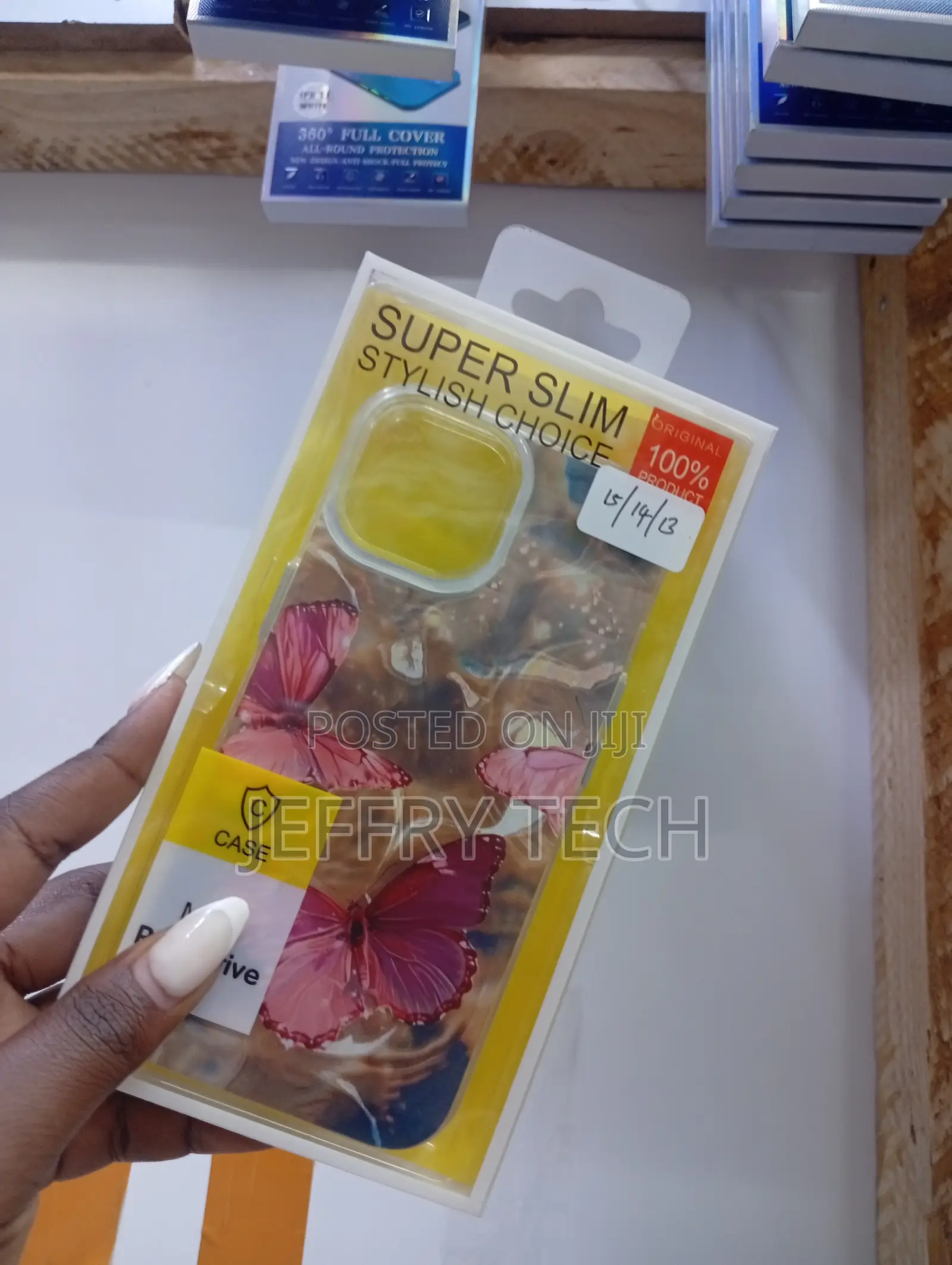 iPhone 15,14,13all-Around Protection and Features a Butterfly Design.