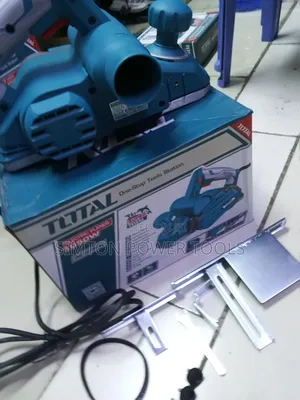 1050w Total Electric Planer