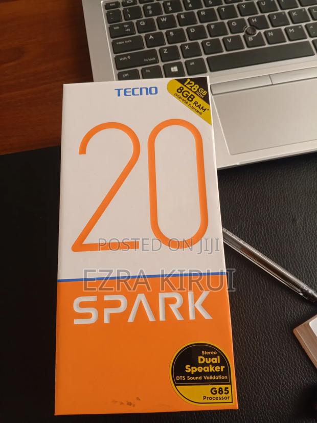 Tecno Spark 20 128 GB Blue