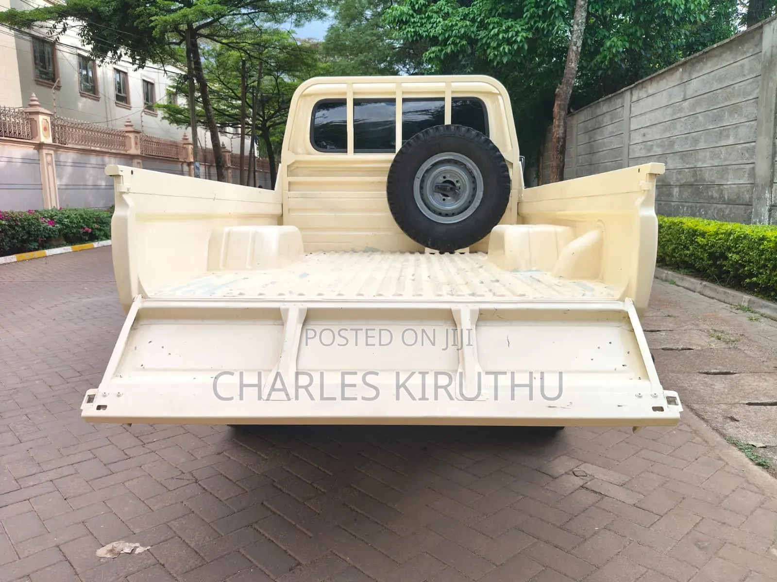 Toyota Land Cruiser 2008 Beige