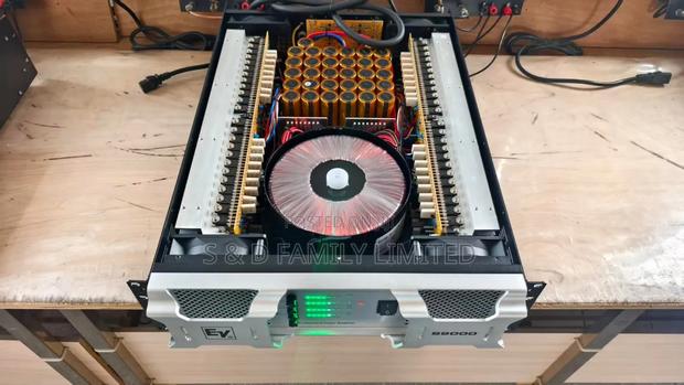 Ev S9000 Four Channels Power Amplifier